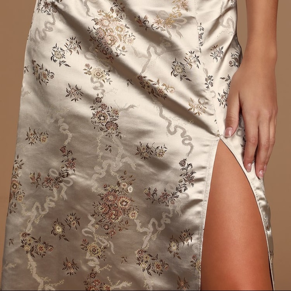 Gold Jacquard Slit Skirt - Picture 4 of 9